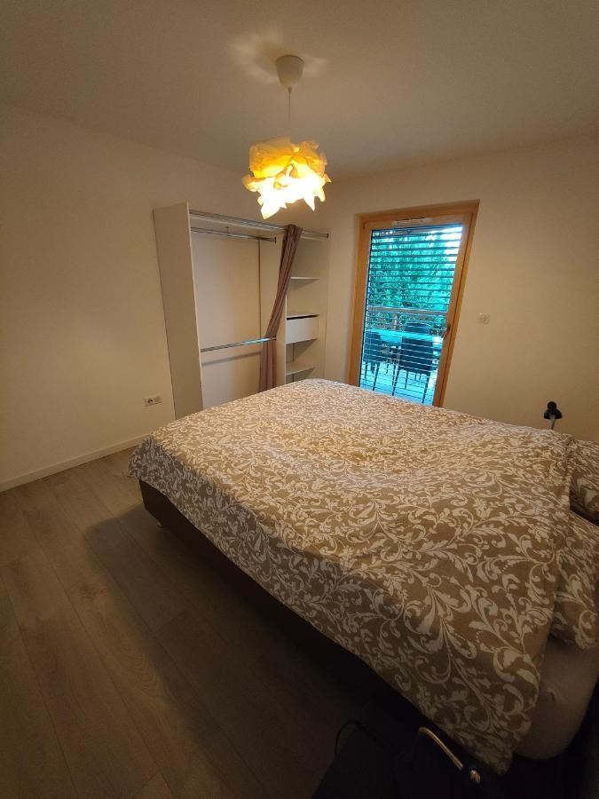 Appartement Moderne Tout Equipe Сен-Луи Экстерьер фото